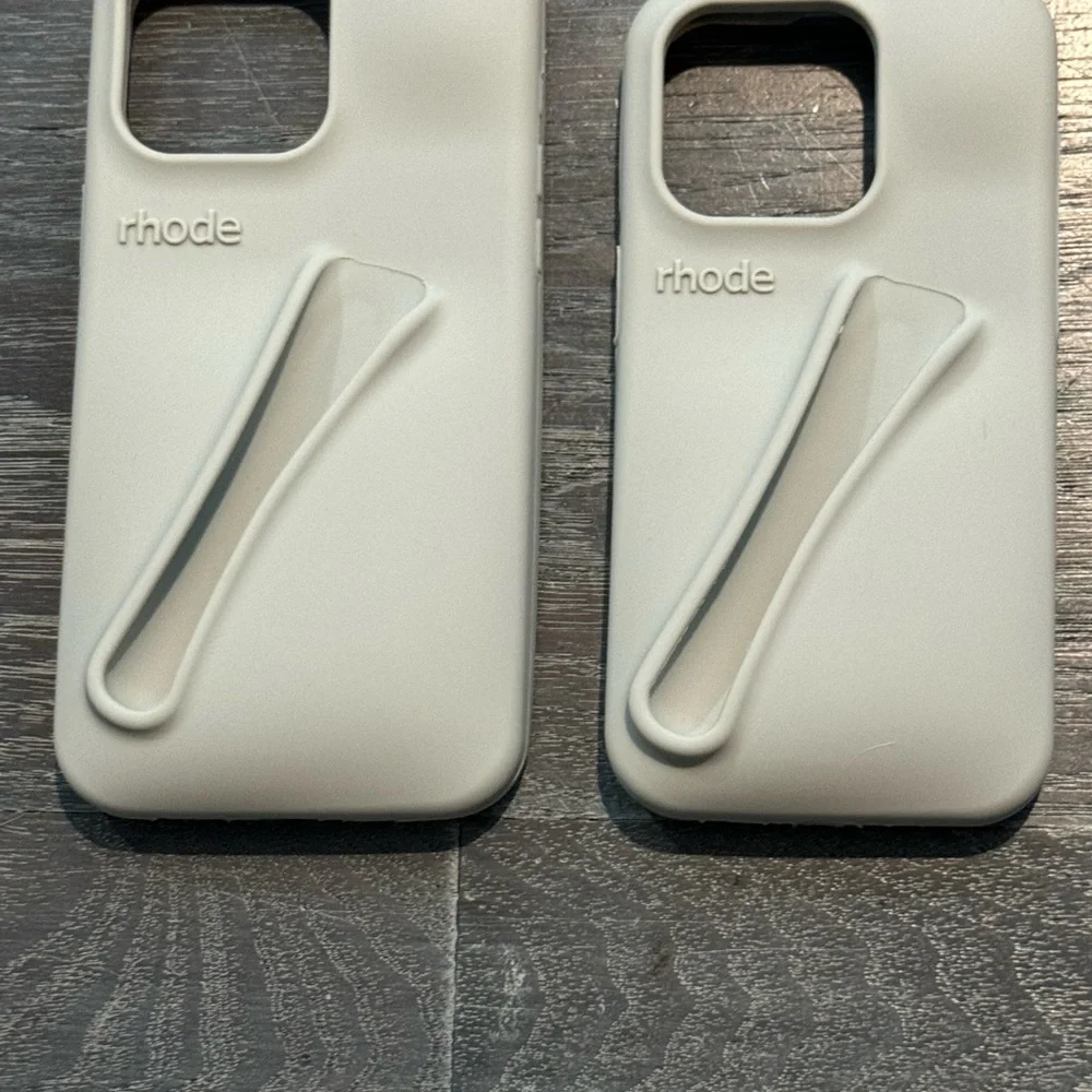 rhode case hailey bieber - Picture 3 of 3